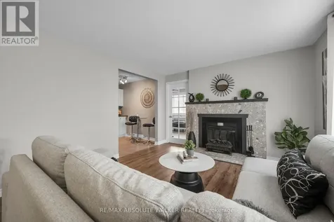 782 St. Andre Drive Ottawa ON K1C 4R7
