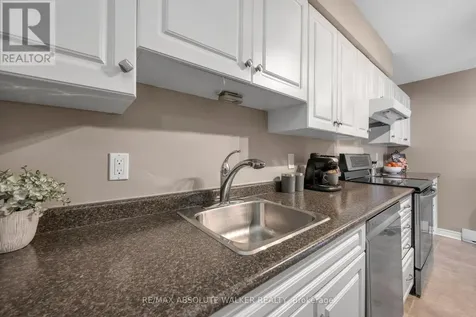 782 St. Andre Drive Ottawa ON K1C 4R7