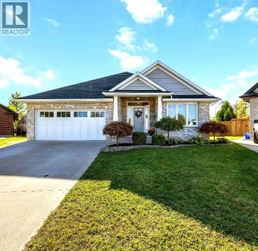 142 Madison D'andrea Avenue Sarnia ON N7S 6L9