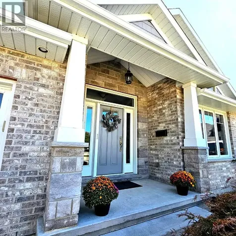 142 Madison D'andrea Avenue Sarnia ON N7S 6L9