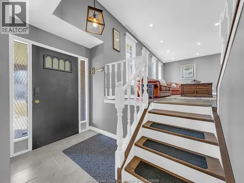 40 Woodside Avenue Amherstburg ON N0R 1G0