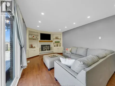 40 Woodside Avenue Amherstburg ON N0R 1G0