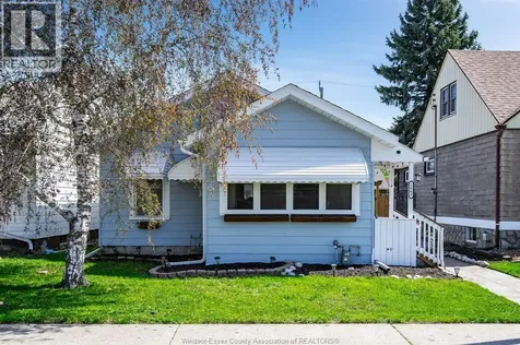 1062 Lena Avenue Windsor ON N9C 3K4