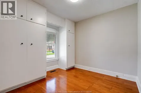 1062 Lena Avenue Windsor ON N9C 3K4