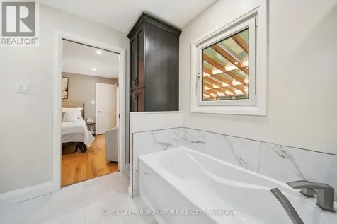 470 Parkview Court Midland ON L4R 5G3