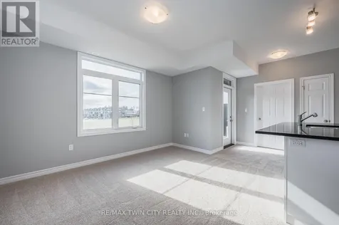 8 Oat Lane Kitchener ON N2R 0T1