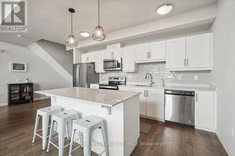 35 Kingsbury Square Guelph (pineridge/westminster Woods) ON N1L 0J4