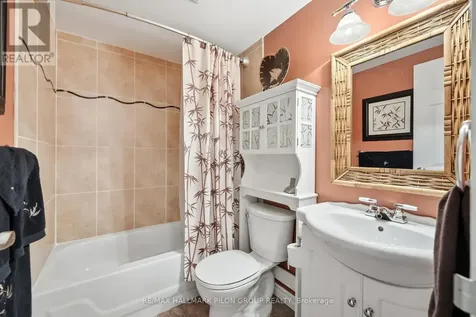 2000 Jasmine Crescent Ottawa ON K1J 8K4