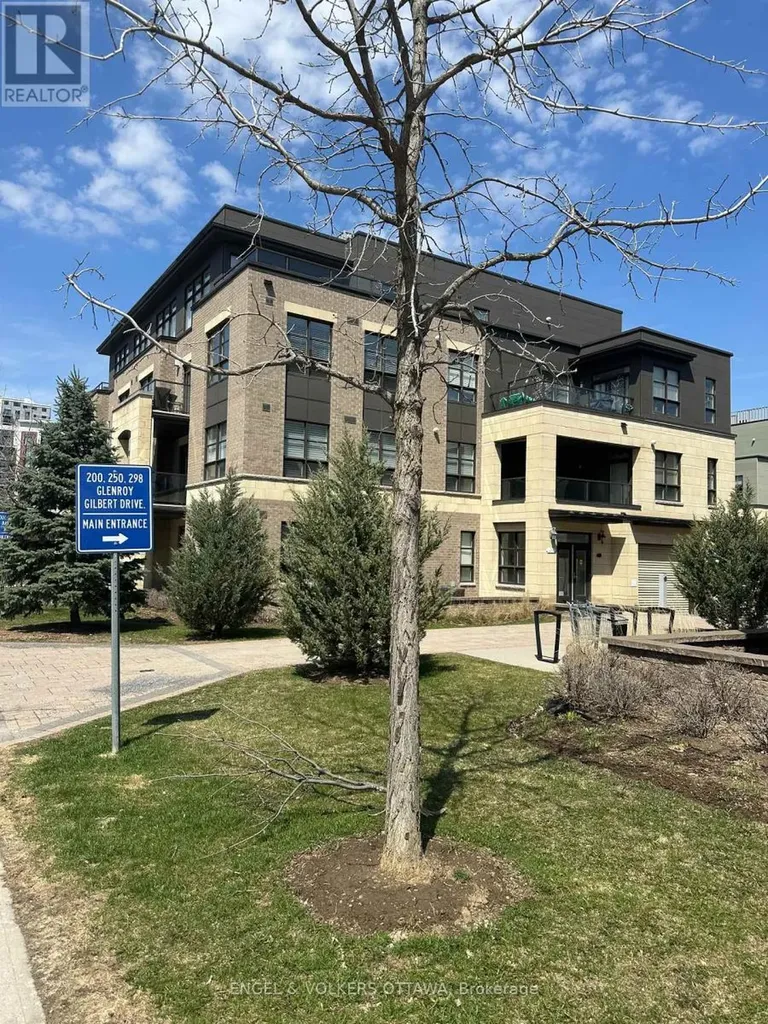 399 Bayrose Drive West Ottawa ON K2J 5W3