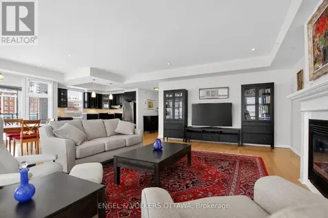 399 Bayrose Drive West Ottawa ON K2J 5W3