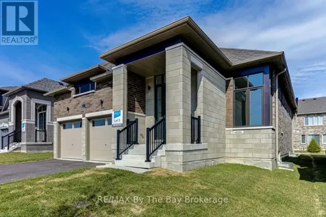 17 Sun Valley Avenue Wasaga Beach ON L9Z 0N6