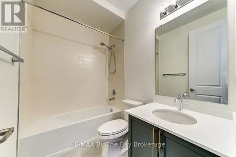 17 Sun Valley Avenue Wasaga Beach ON L9Z 0N6