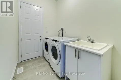 17 Sun Valley Avenue Wasaga Beach ON L9Z 0N6
