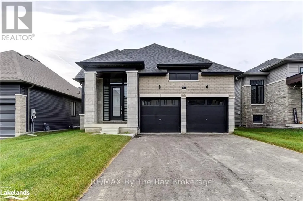 5 Rosanne Circle Wasaga Beach ON L9Z 0N4
