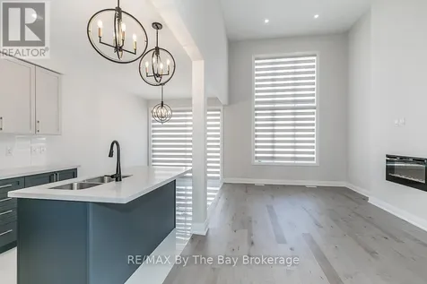 5 Rosanne Circle Wasaga Beach ON L9Z 0N4