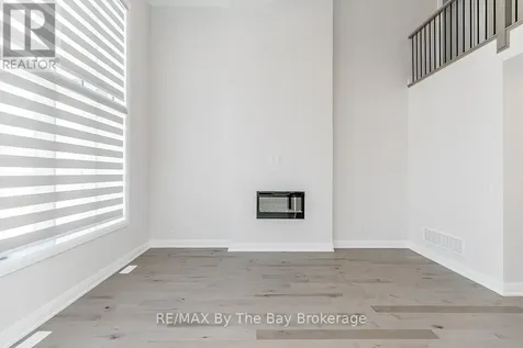 5 Rosanne Circle Wasaga Beach ON L9Z 0N4