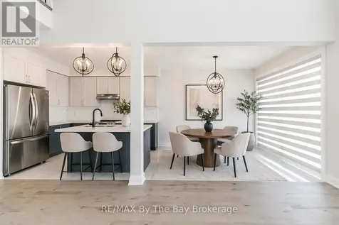 5 Rosanne Circle Wasaga Beach ON L9Z 0N4