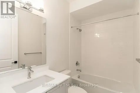 5 Rosanne Circle Wasaga Beach ON L9Z 0N4