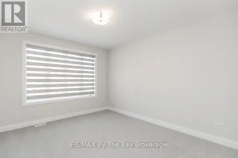 5 Rosanne Circle Wasaga Beach ON L9Z 0N4