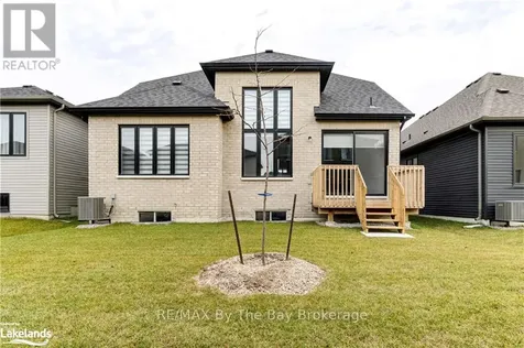 5 Rosanne Circle Wasaga Beach ON L9Z 0N4