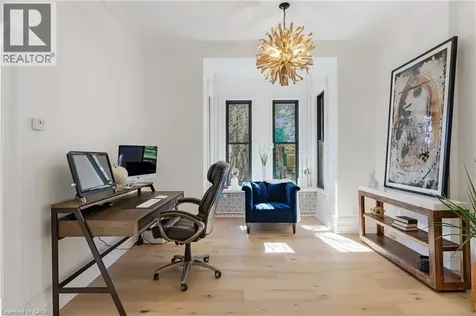 24 Park Avenue Cambridge ON N1S 2S2