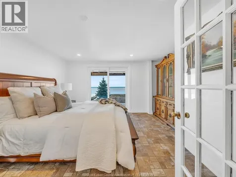 1206 Shoreline Avenue Lakeshore ON N0R 1A0