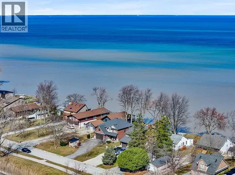 1206 Shoreline Avenue Lakeshore ON N0R 1A0