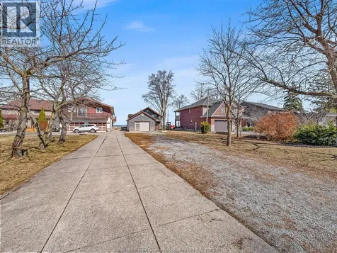 1206 Shoreline Avenue Lakeshore ON N0R 1A0