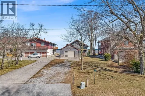 1206 Shoreline Avenue Lakeshore ON N0R 1A0