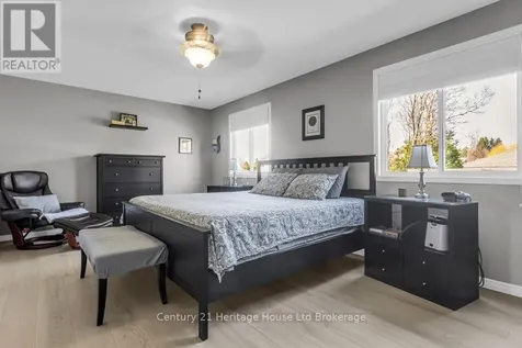 93 Glendale Drive Tillsonburg ON N4G 1J9