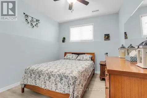 93 Glendale Drive Tillsonburg ON N4G 1J9