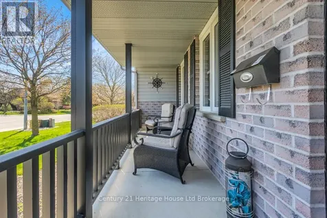 93 Glendale Drive Tillsonburg ON N4G 1J9