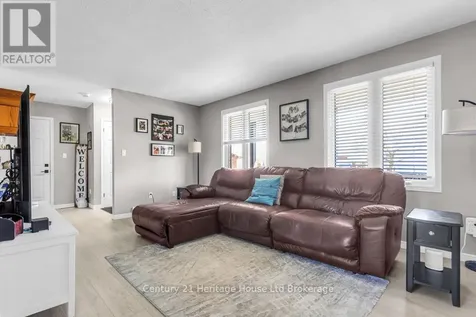 93 Glendale Drive Tillsonburg ON N4G 1J9