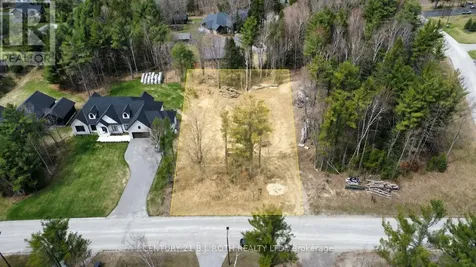 35 Marni Lane Springwater ON L0L 2K0