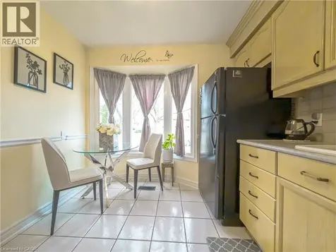 18 Barry Street St. Catharines ON L2R 7J6