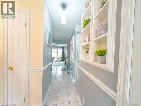 18 Barry Street St. Catharines ON L2R 7J6