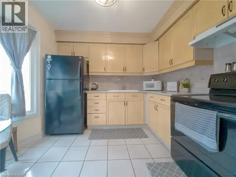 18 Barry Street St. Catharines ON L2R 7J6