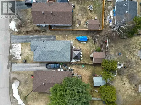 63 Lachance Place Elliot Lake ON P5A 3B9