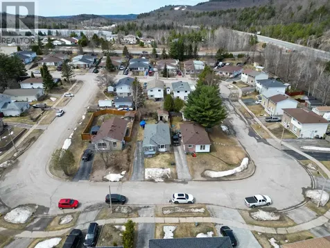 63 Lachance Place Elliot Lake ON P5A 3B9