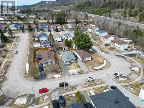 63 Lachance Place Elliot Lake ON P5A 3B9
