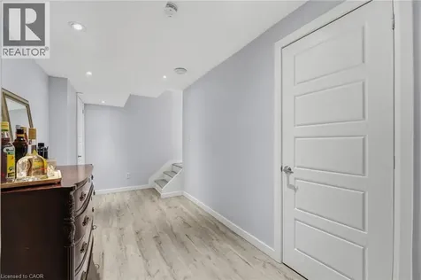 7 Gibson Place St. Catharines ON L2R 0A3