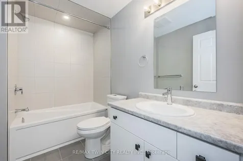 2 Oat Lane Kitchener ON N2R 0T1