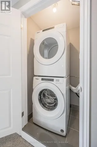 2 Oat Lane Kitchener ON N2R 0T1