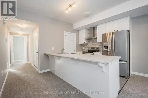 2 Oat Lane Kitchener ON N2R 0T1