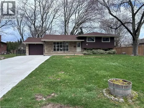 4 Beechwood Court St. Catharines ON L2N 3H7
