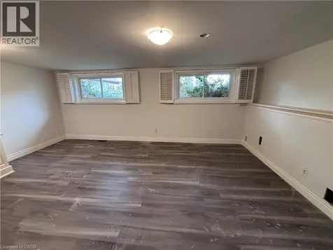 4 Beechwood Court St. Catharines ON L2N 3H7