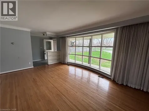4 Beechwood Court St. Catharines ON L2N 3H7