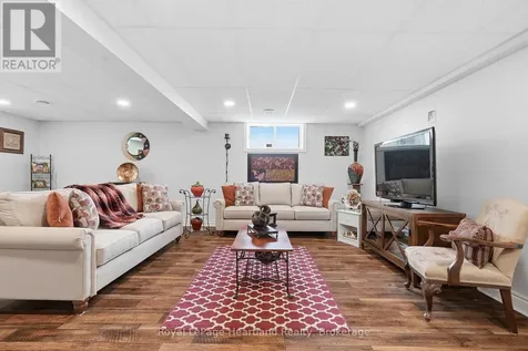 6 Brown Street South Minto ON N0G 1M0