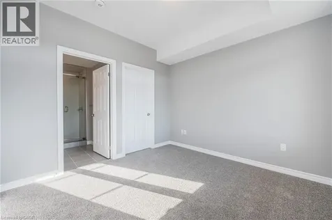 2 Oat Lane Kitchener ON N2R 0T1