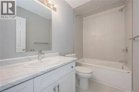 8 Oat Lane Kitchener ON N2R 0T1